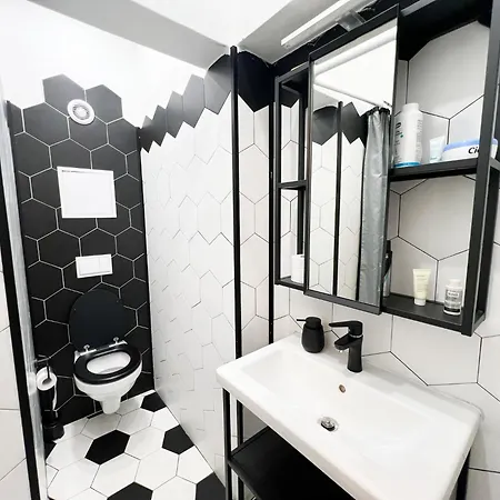 Perfect Long-term Stylish And Spacious Center Next To Vitosha Blvd Apartman