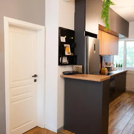 Perfect Long-term Stylish And Spacious Center Next To Vitosha Blvd * Szófia