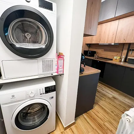 Perfect Long-term Stylish And Spacious Center Next To Vitosha Blvd Apartmán Sofie