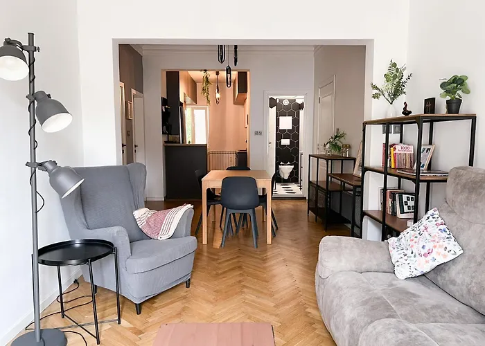 Perfect Long-term Stylish&spacious Center Next To Vitosha Blvd * Sofía