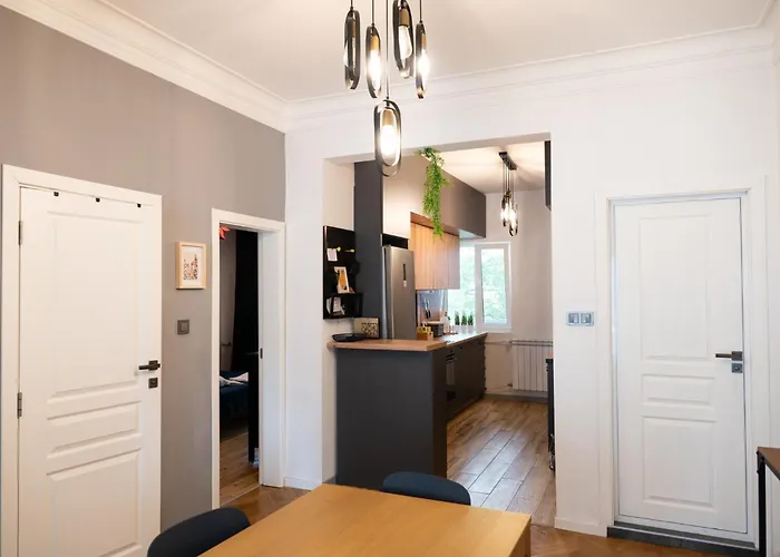 Perfect Long-term Stylish&spacious Center Next To Vitosha Blvd Apartamento *